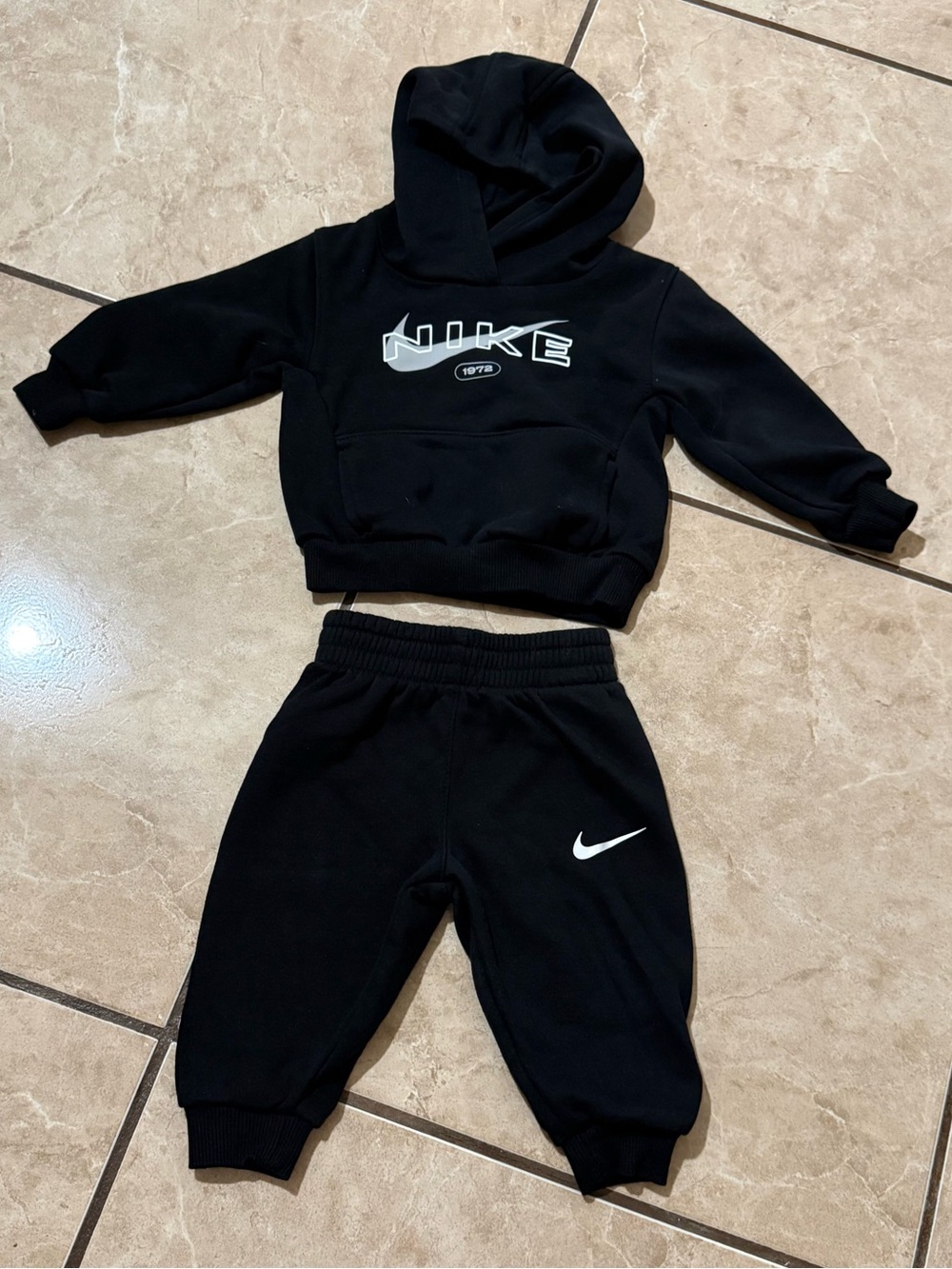 Nike Track Suit Set
